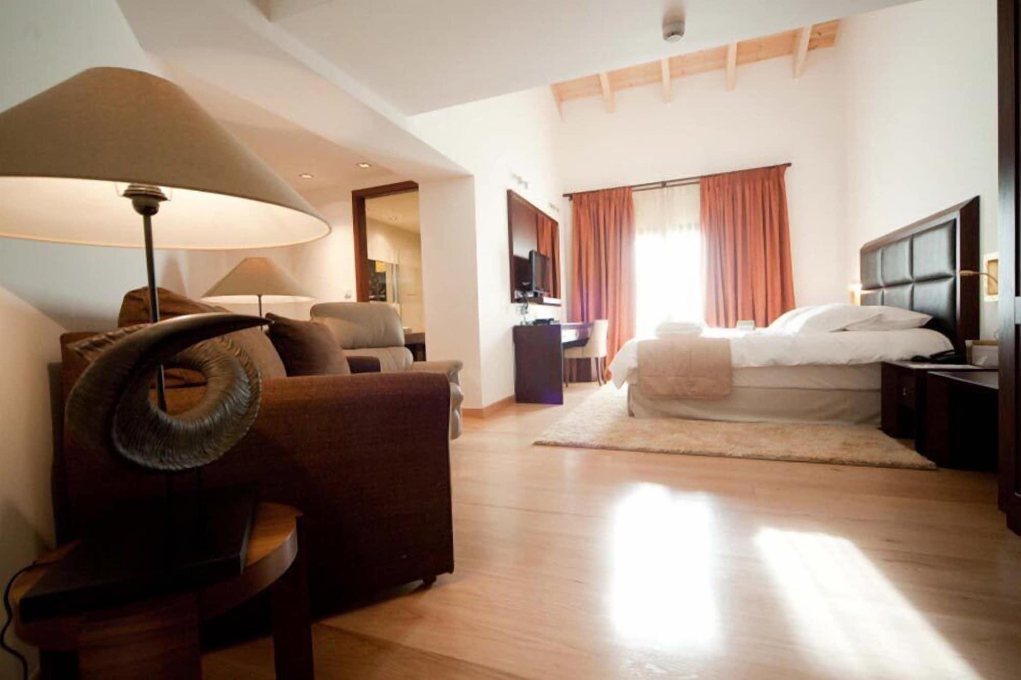 Kalavrita Canyon Hotel & Spa ภายนอก รูปภาพ